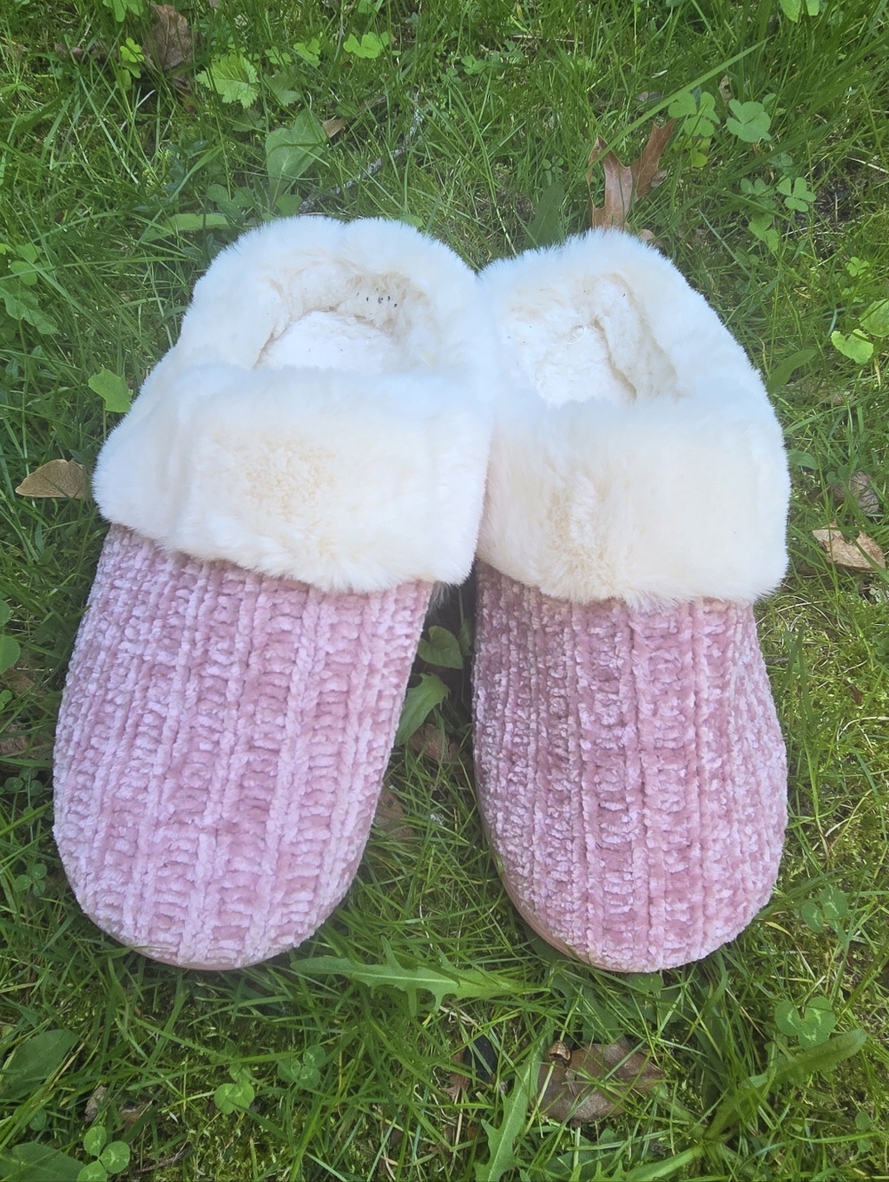 Pink Fuzzy Knit Comfy Slippers